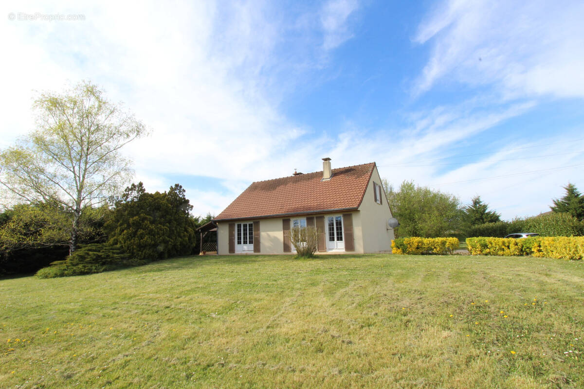 Maison à LA CHARITE-SUR-LOIRE