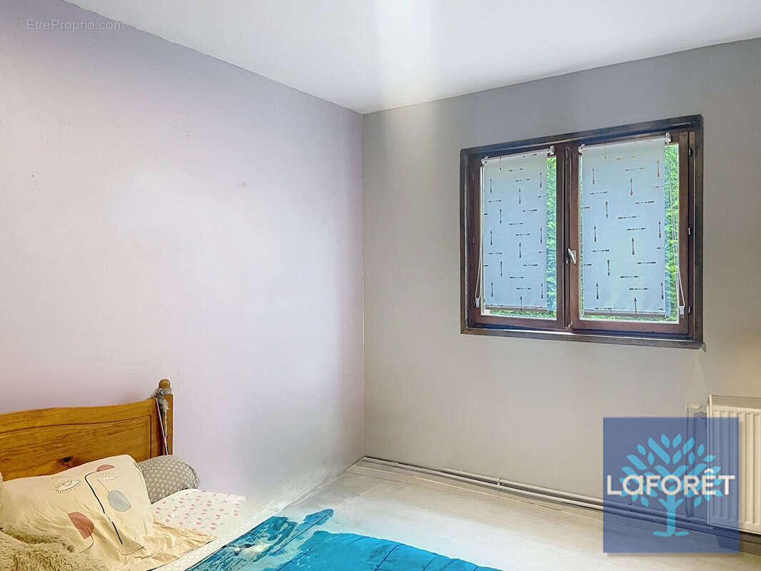 Maison à DOUCHY-LES-MINES