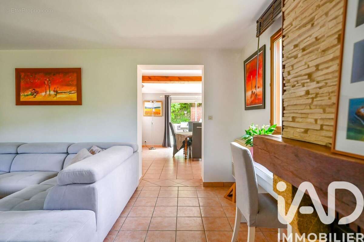 Maison 134 m² à Peypin  - photo 6