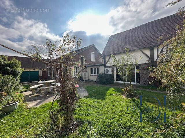 Nombreuses possibilités d&#039;aménagement. - Maison à PANILLEUSE