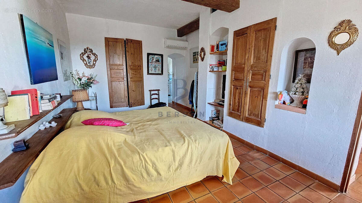 Maison à FREJUS