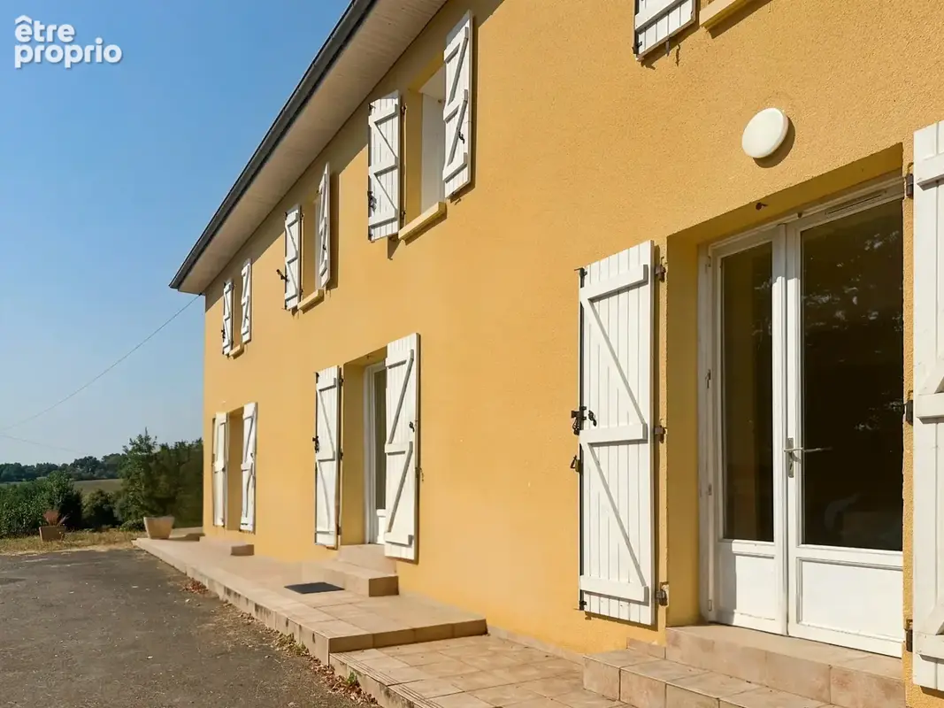 Maison à MONTESQUIOU