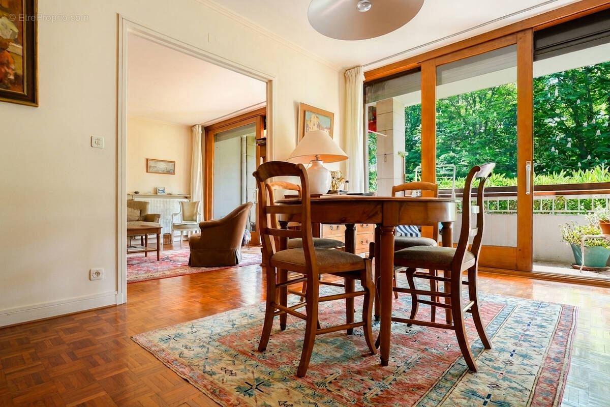 Appartement à AIX-EN-PROVENCE
