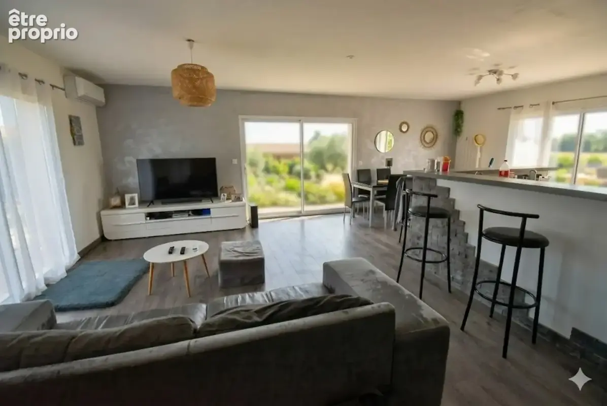 Maison à vendre 4 pièces VARS (16), 3 chambres et terrain - photo 3