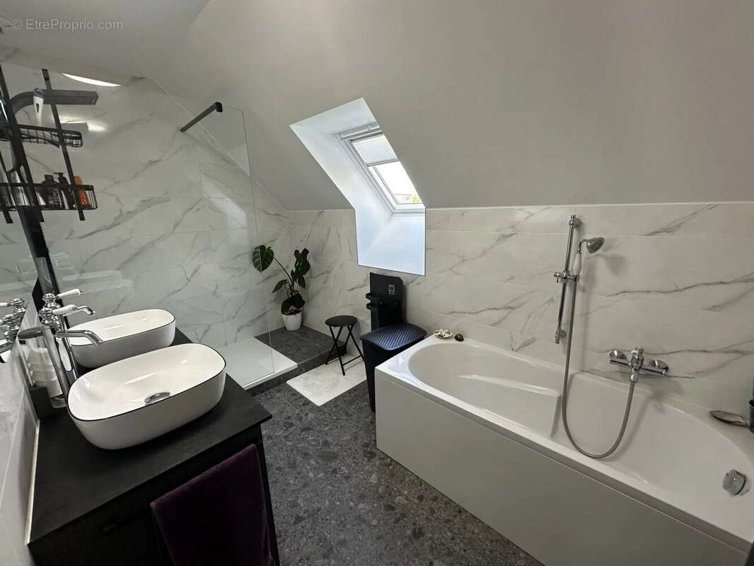 Maison à MAREUIL-LES-MEAUX