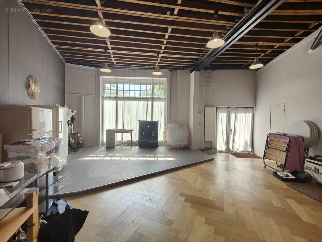 Local Commercial - RDC - Appartement à TOURCOING