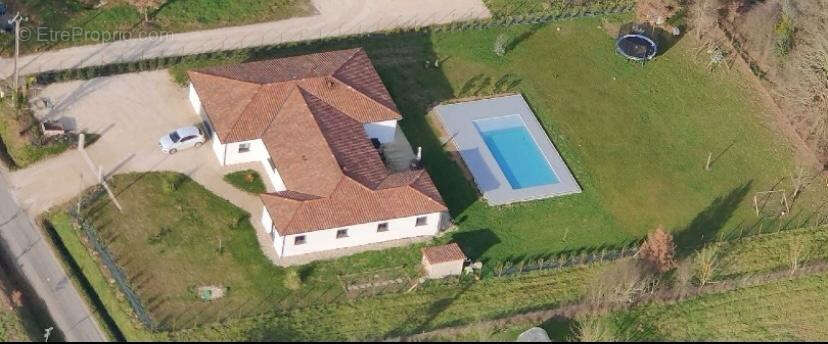 Maison à BARRY-D'ISLEMADE