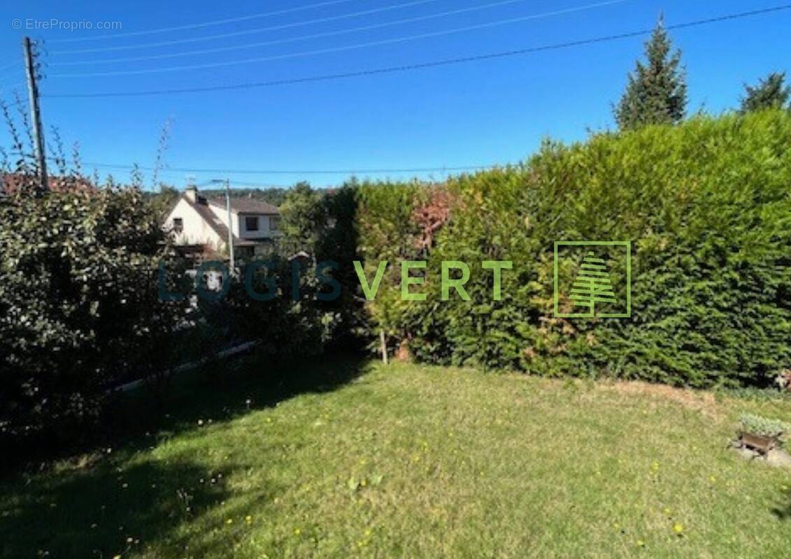 Terrain à VILLEBON-SUR-YVETTE