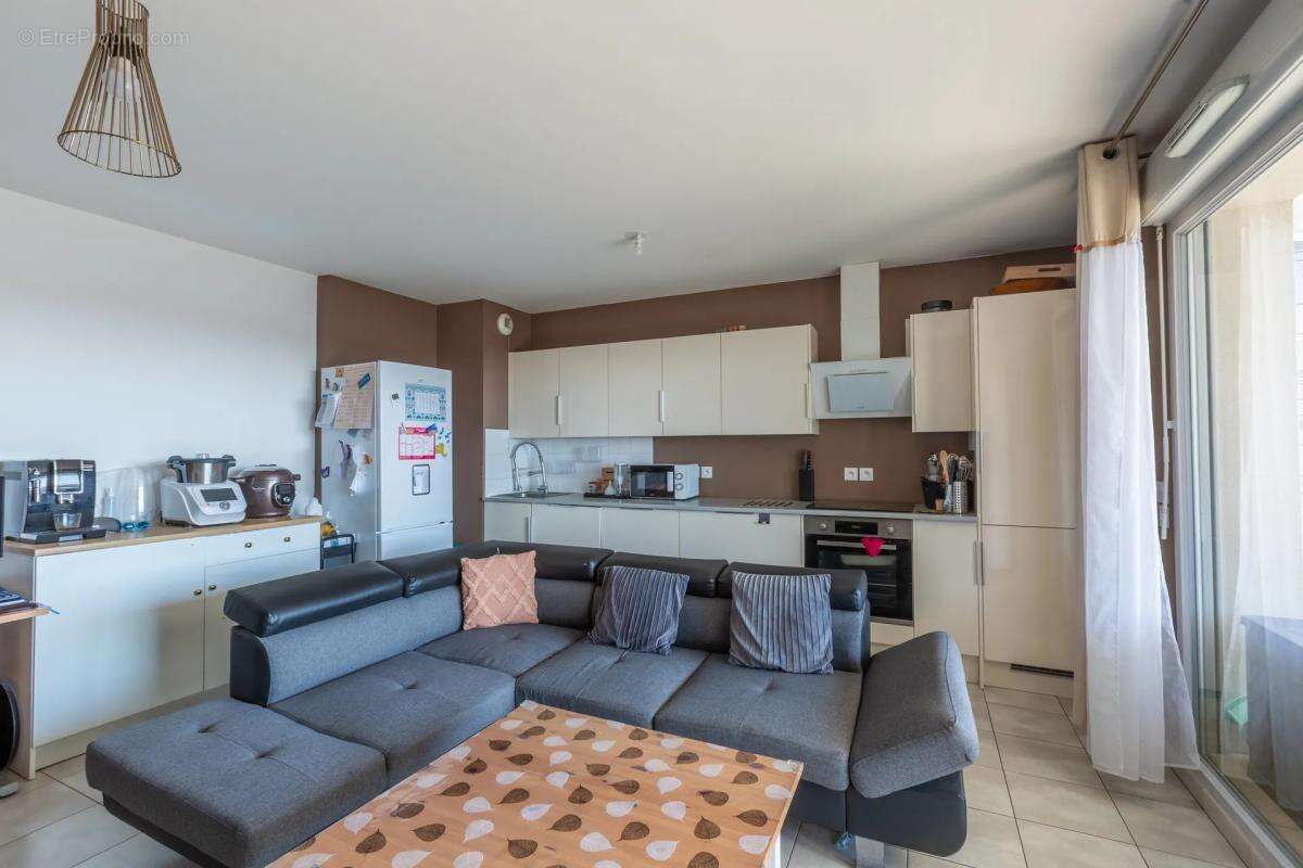 Appartement à VAULX-EN-VELIN