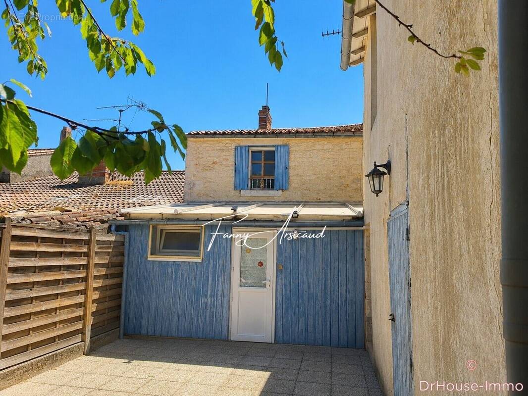 Maison à VELLUIRE