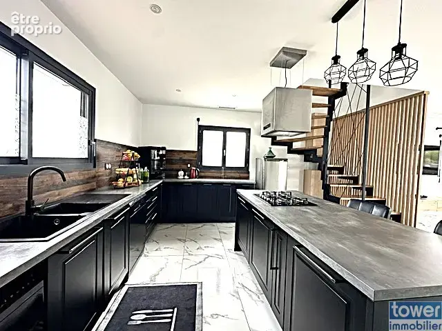 ST HILAIRE à 5 mn de Muret Maison Contemporaine en T5 Récente de 144 m2 avec Garage et Piscine sur Terrain de - photo 6
