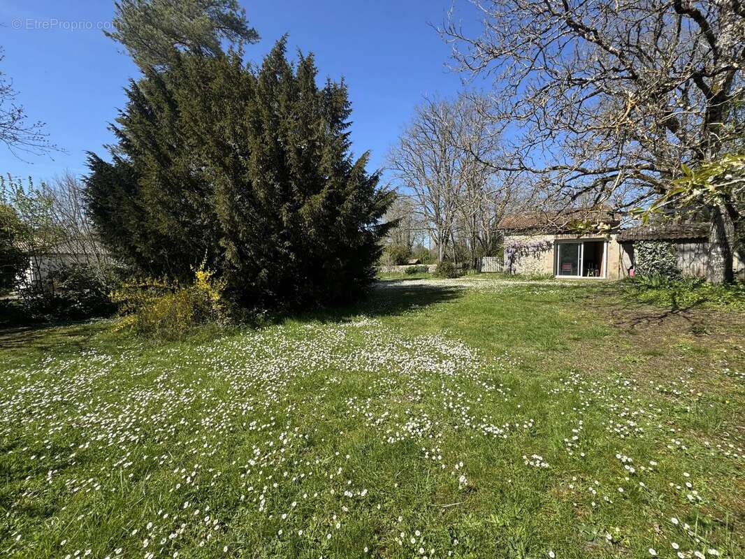 Maison à FARGUES-SUR-OURBISE