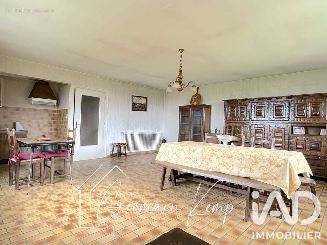 Maison 150 m² à Les Abrets  - photo 6