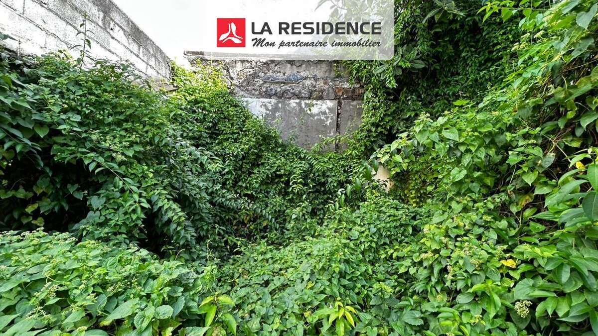 Terrain à FORT-DE-FRANCE