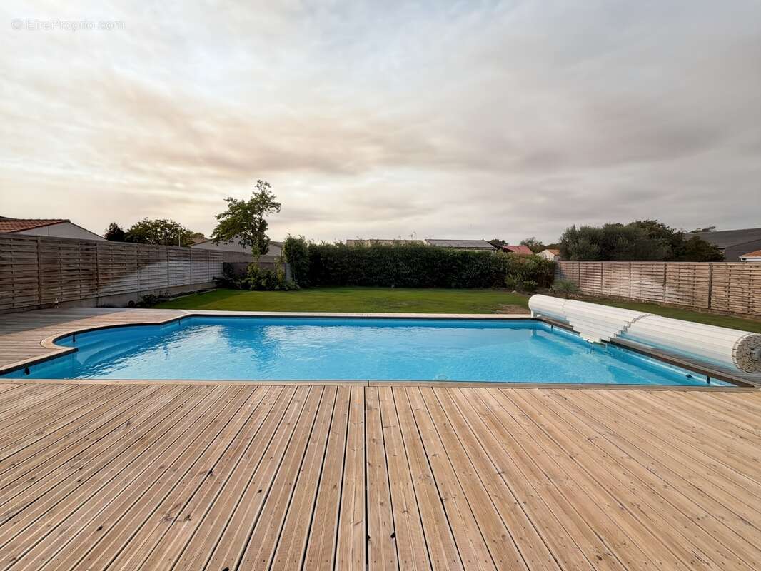 Le thou – plain-pied, grand jardin et piscine chauffée - photo 14
