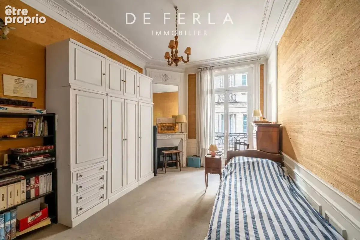Appartement familial – Lumineux avec vue dégagée sur le Champ-de-Mars - photo 10