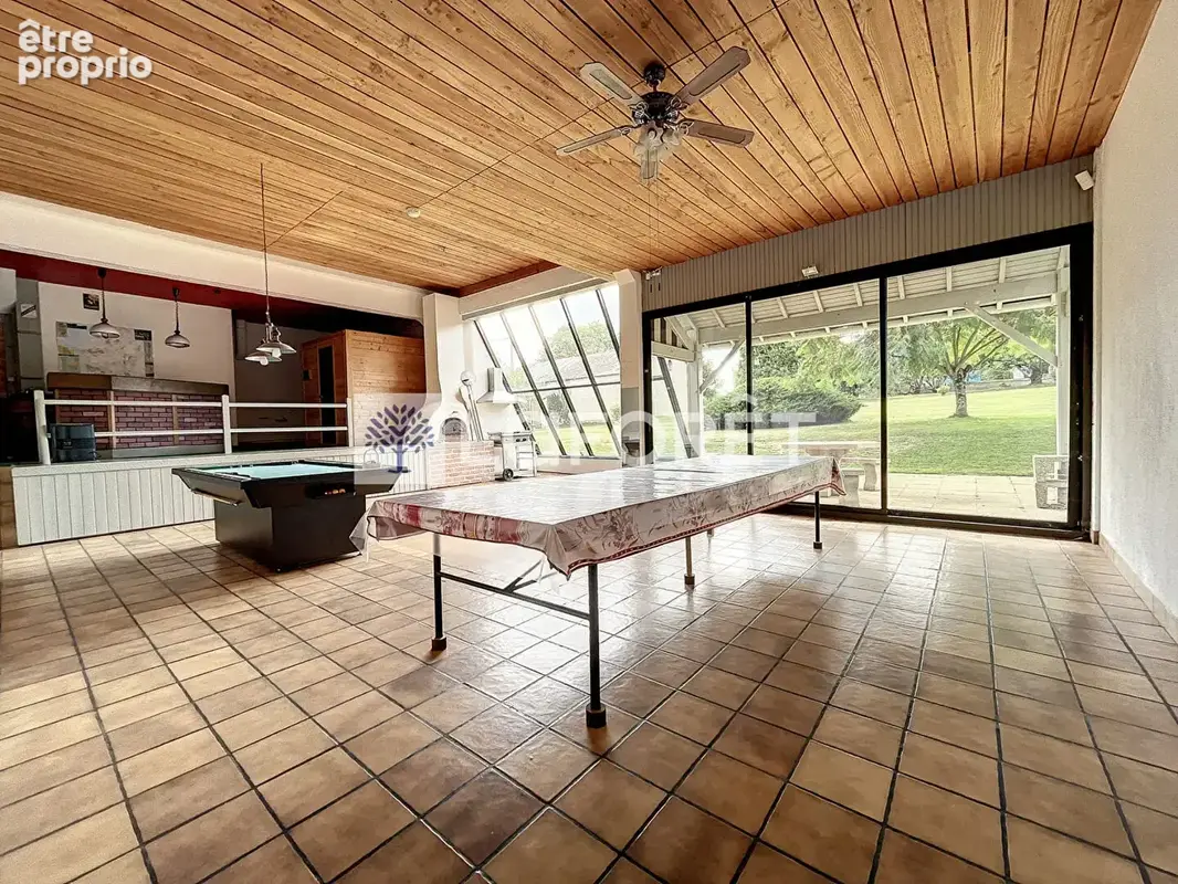Maison avec 4 chambres avec terrasses jardin dépendances - photo 3