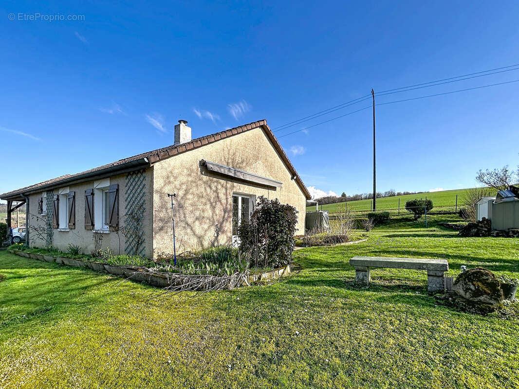 Maison à CHAUVONCOURT