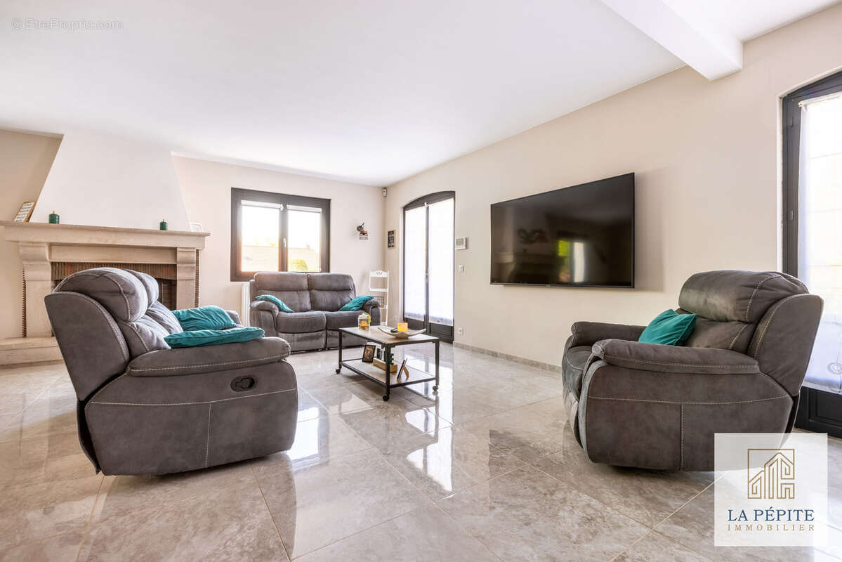 Maison à SAINT-AMAND-LES-EAUX