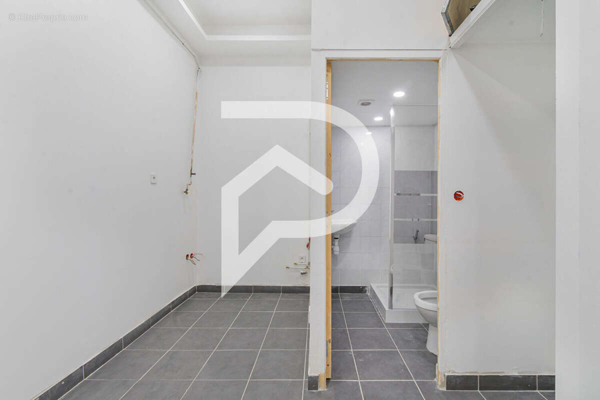Appartement à MARSEILLE-6E