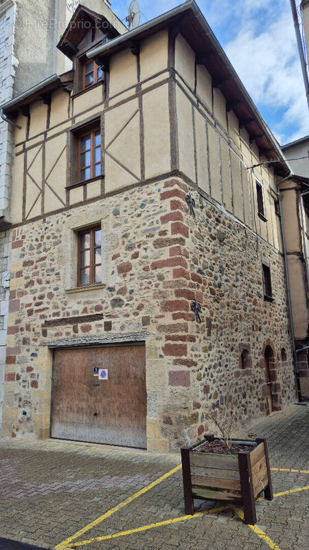 Maison à ESPALION