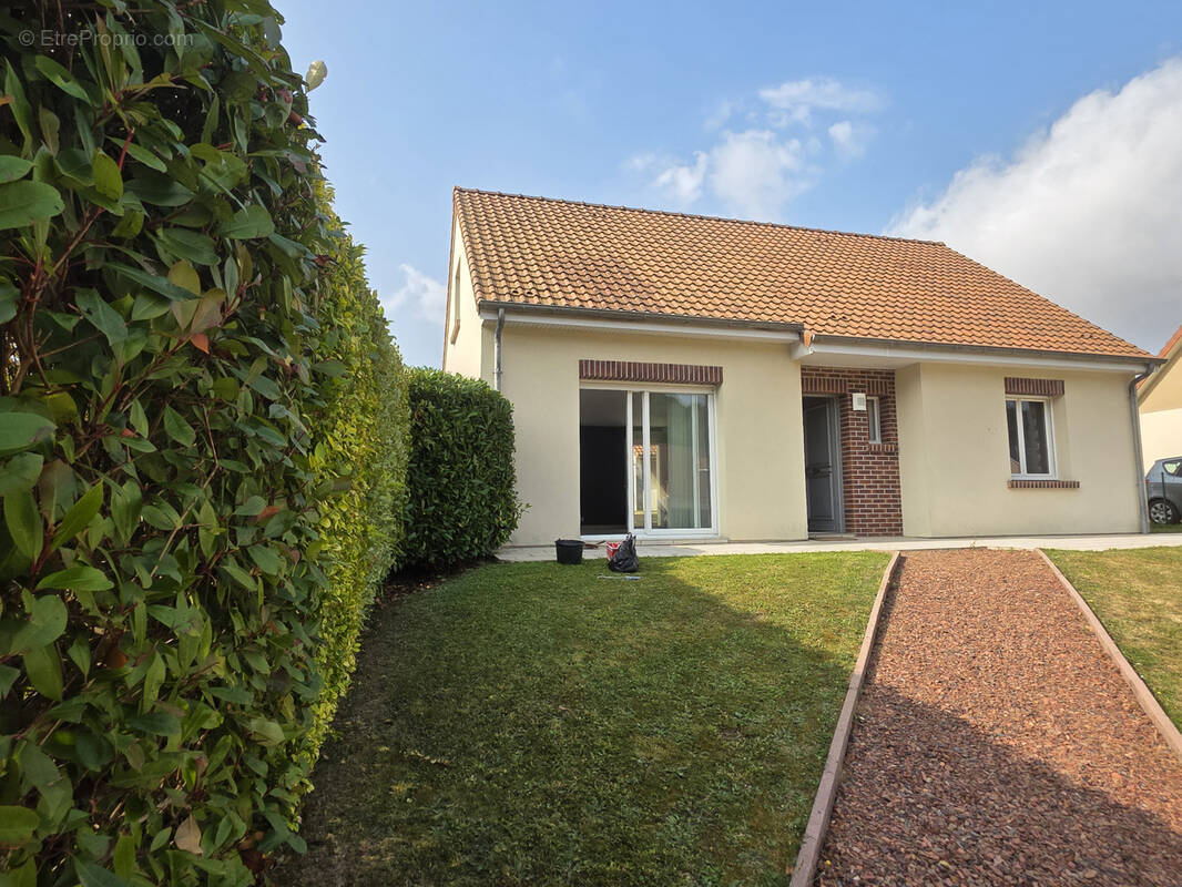 Maison à SAINT-PIERRE-EN-VAL