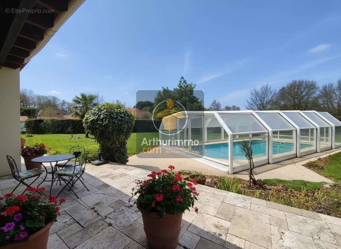 Maison à MACHECOUL