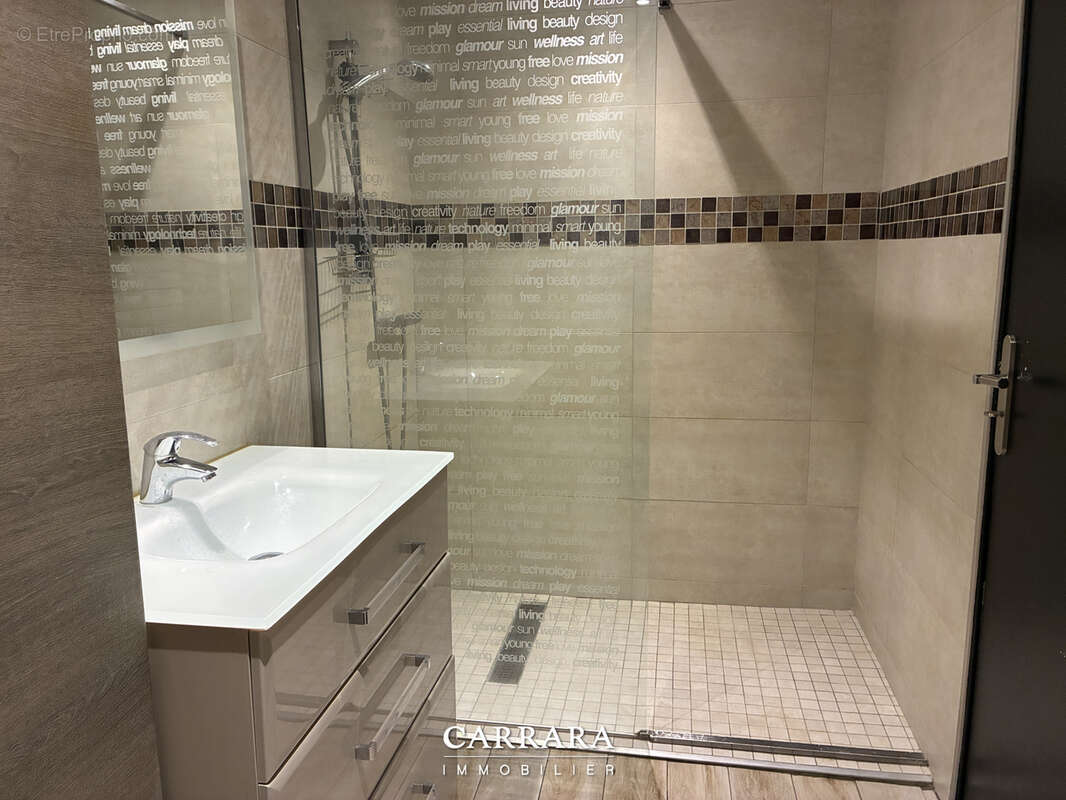 Appartement à ARS-SUR-MOSELLE