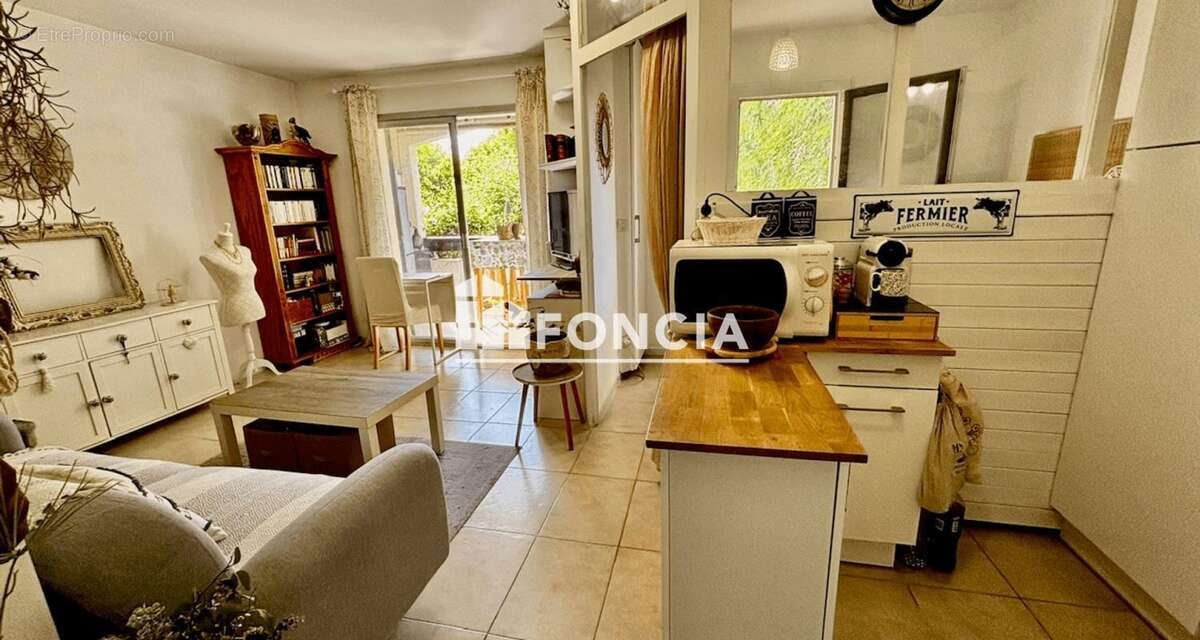 Appartement à SANARY-SUR-MER