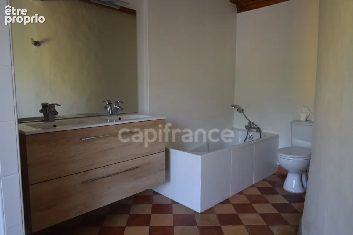 Maison en pierre dans un village de caractère, 4 chambres, garage, dépendances - photo 14