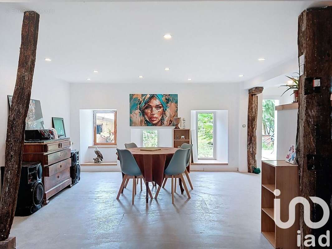 Photo 5 - Maison à VALANJOU