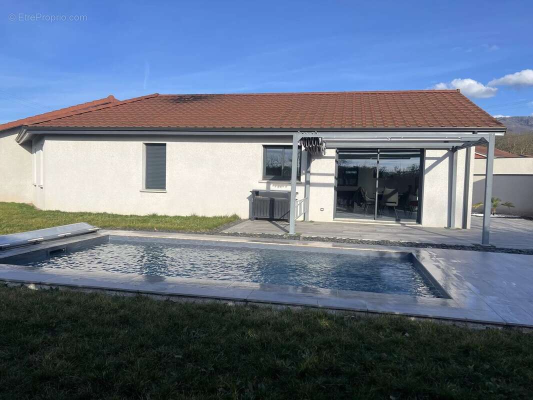 Maison à SAINT-ROMANS