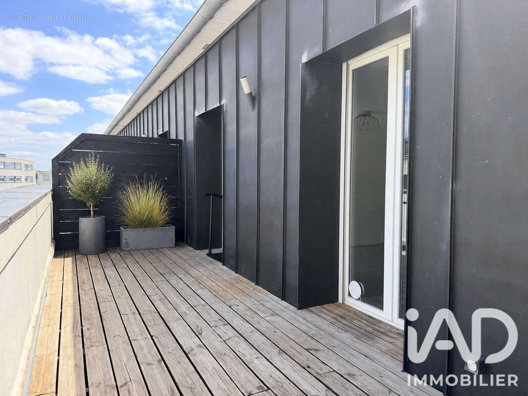 Appartement 59 m² à Limoges  - photo 2