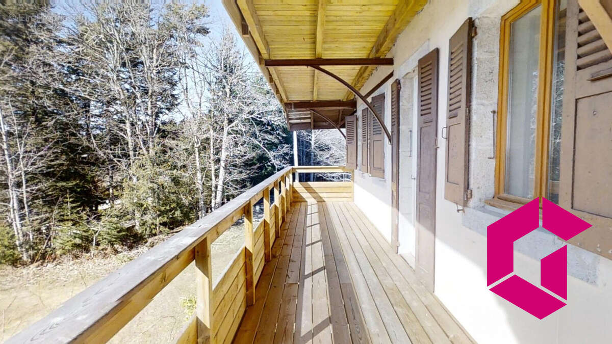 Maison à LE CHAMBON-SUR-LIGNON