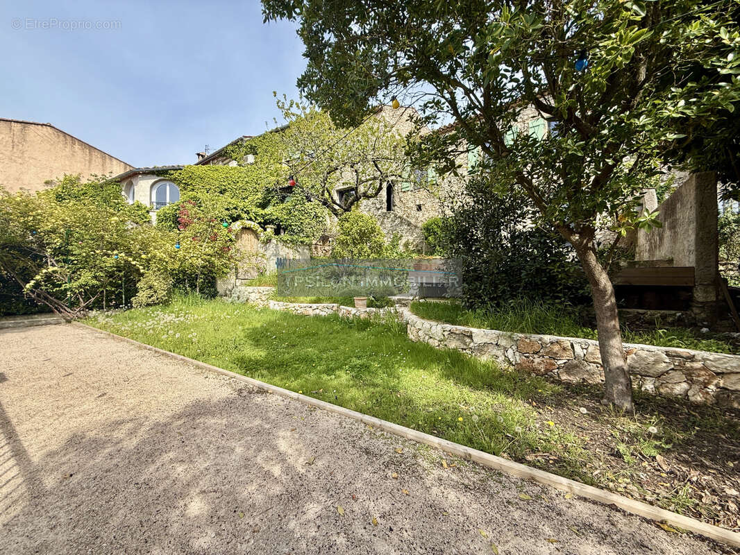 Maison à LA TURBIE