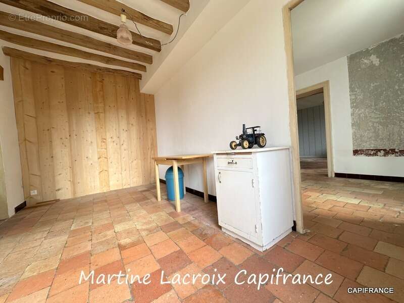 Maison à BONNETABLE