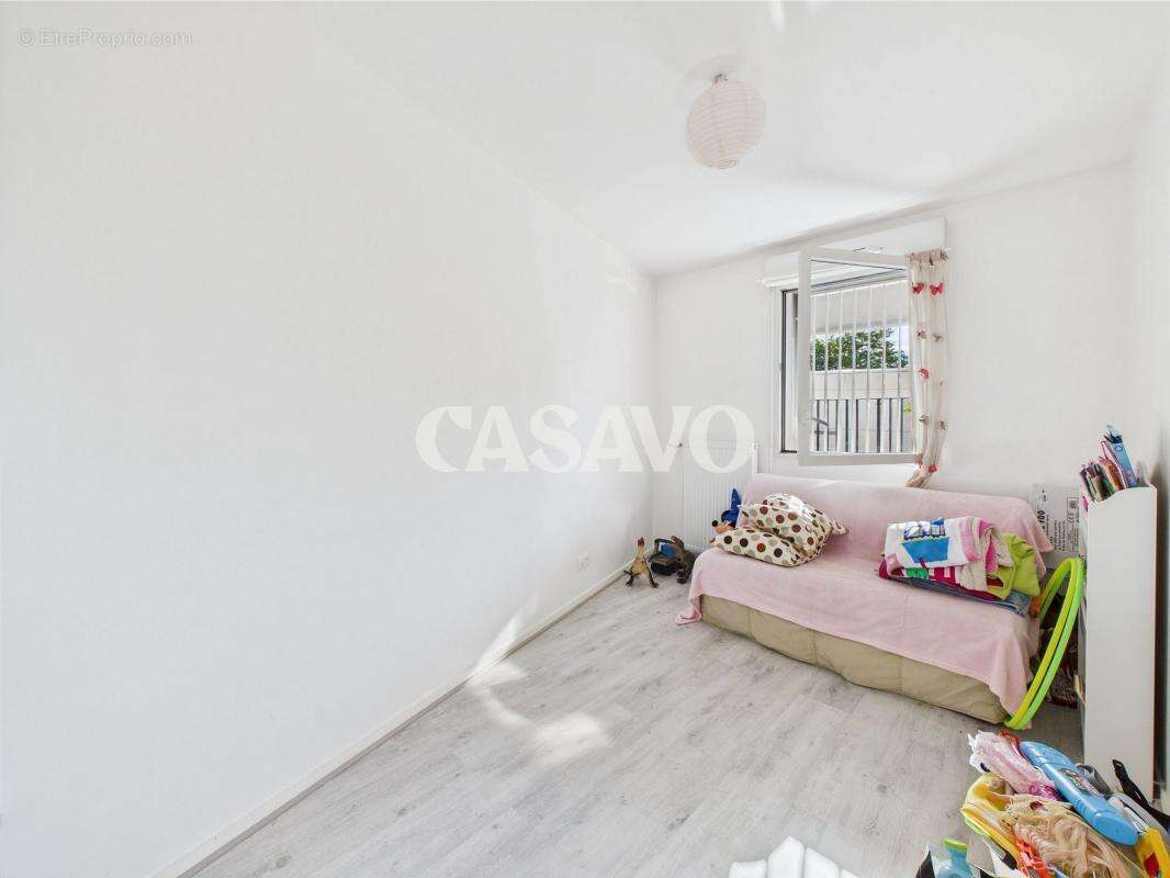 Appartement à AUBERVILLIERS