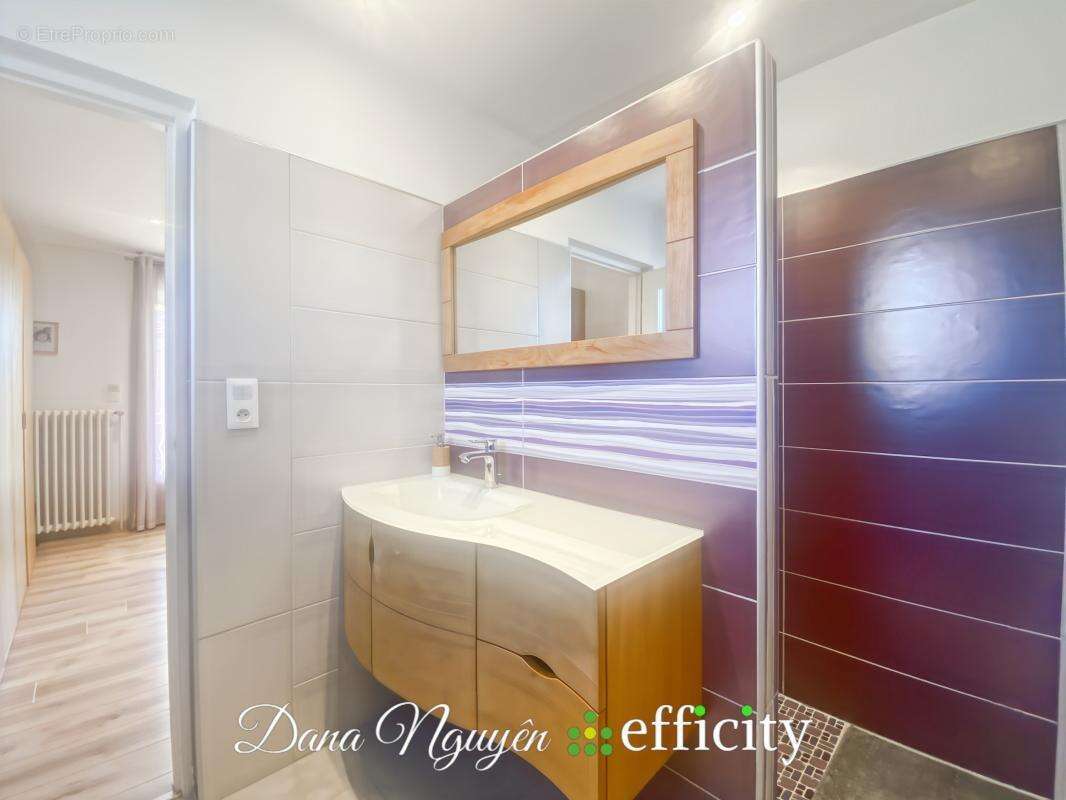 Maison 171 m² à Barjac  - photo 9
