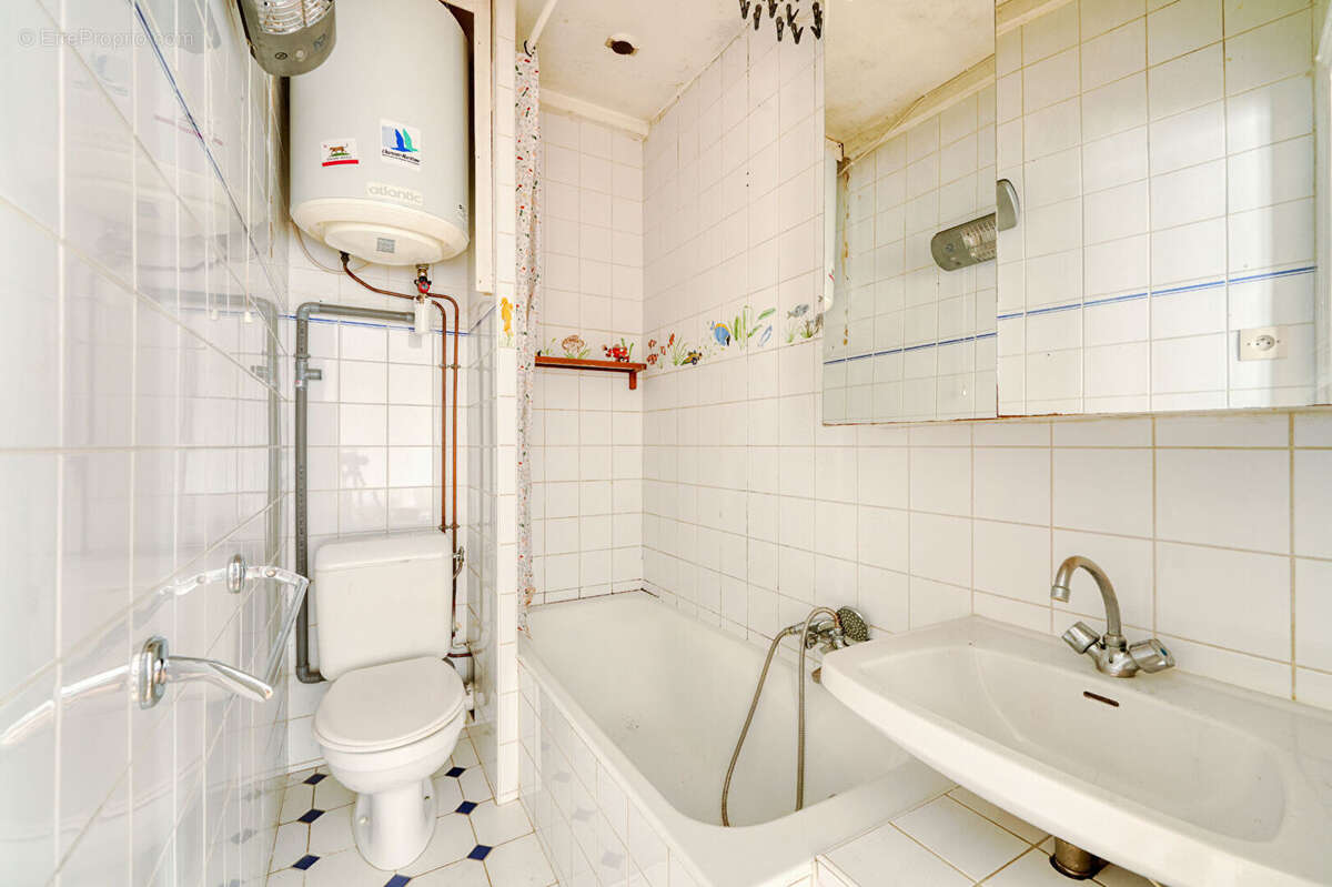 Appartement à PARIS-18E