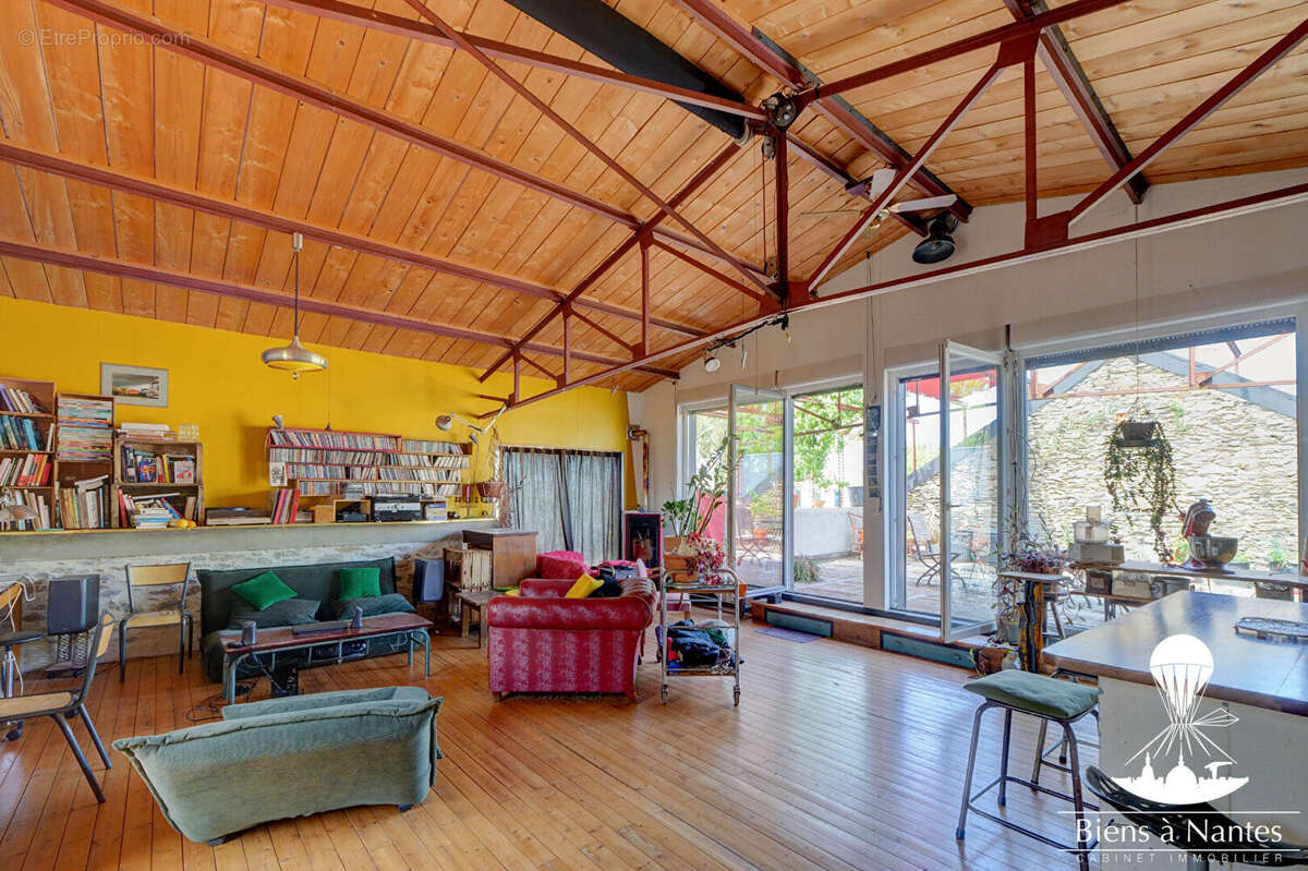 A vendre loft Vertou avec terrasse - photo 4