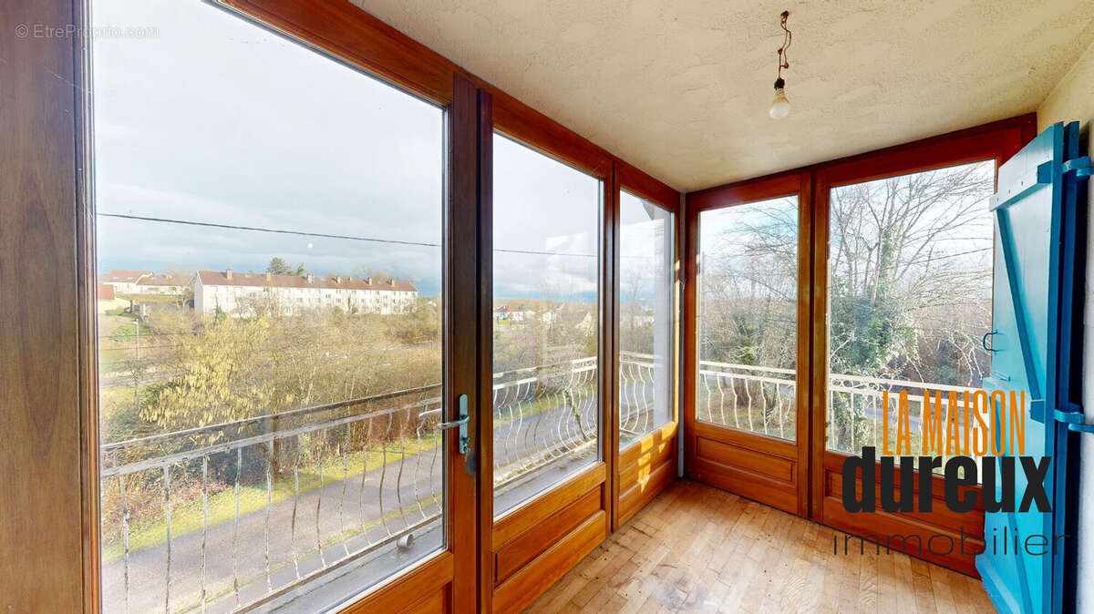 Maison à DAMPIERRE-SUR-SALON