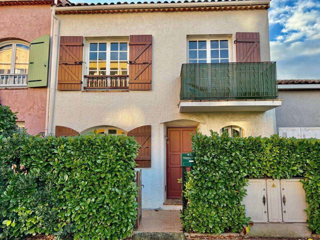 Maison à VILLENEUVE-LOUBET