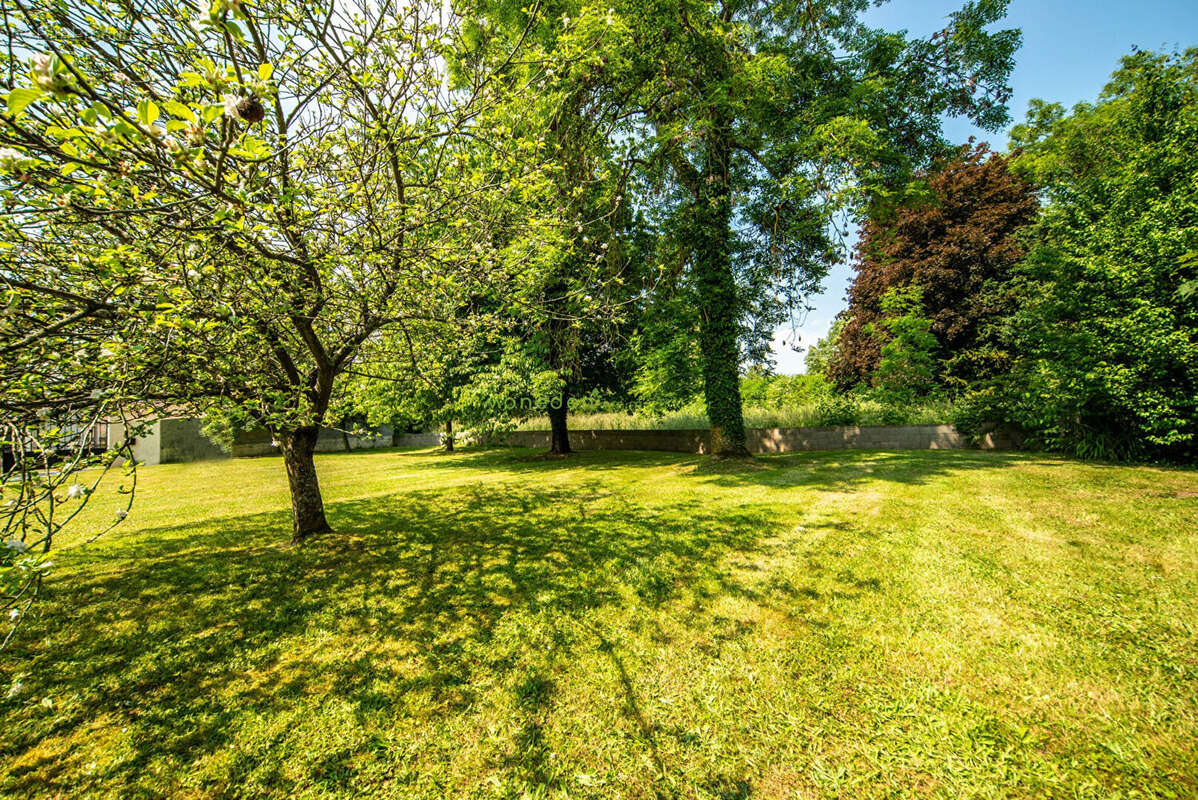 27150 Hébécourt  EXCLUSIVITE Charmante Longère sur un Terrain clos arboré! - photo 10