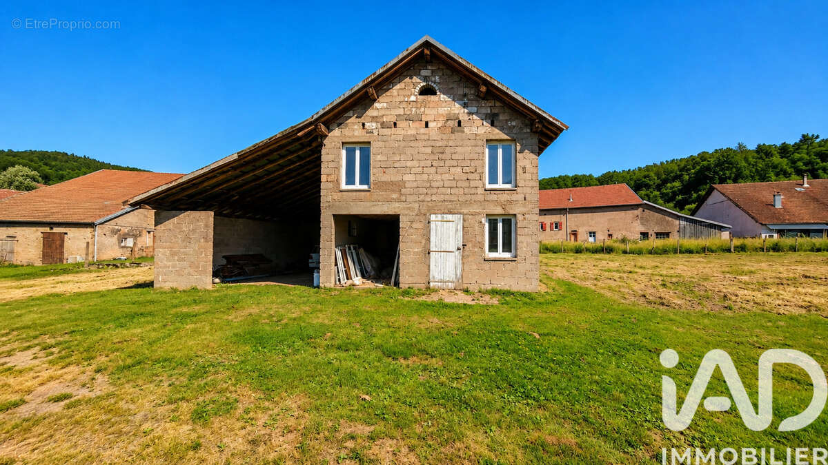 Maison 184 m² à Combrimont  - photo 2