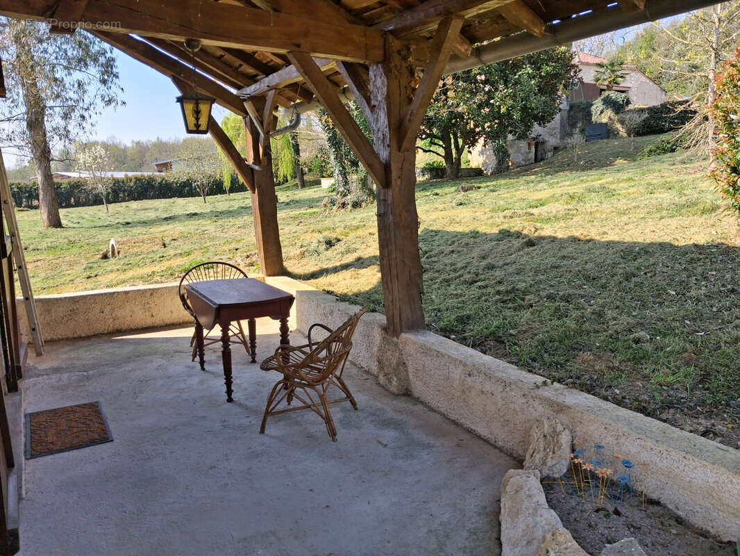 Maison à CASTELSAGRAT