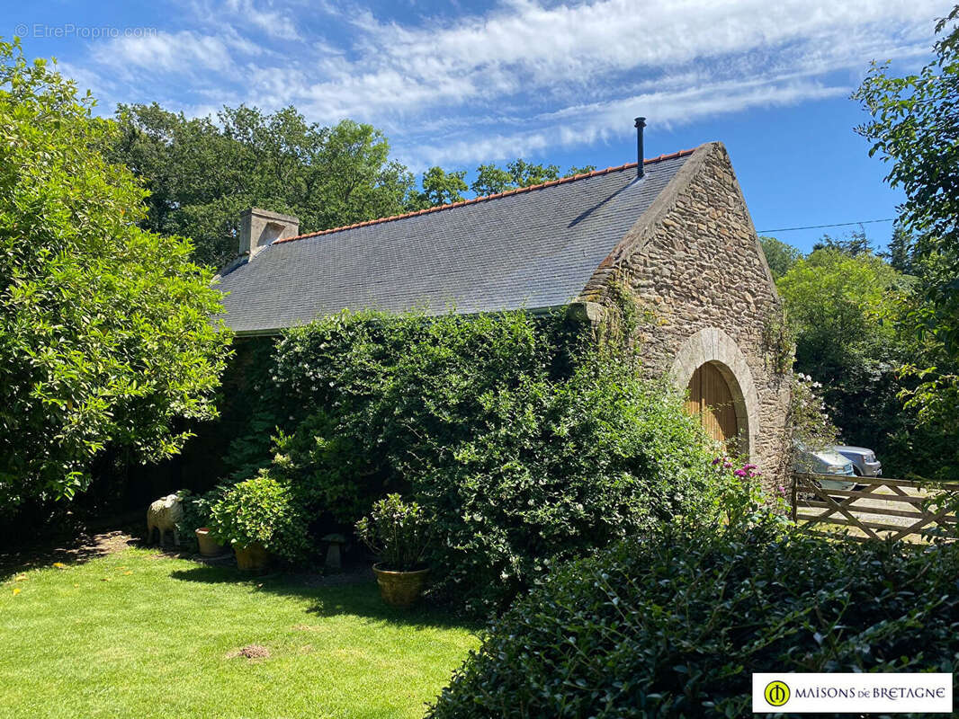 Maison à CLOHARS-CARNOET