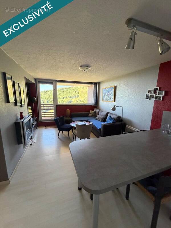 Photo 1 - Appartement à BESSE-ET-SAINT-ANASTAISE