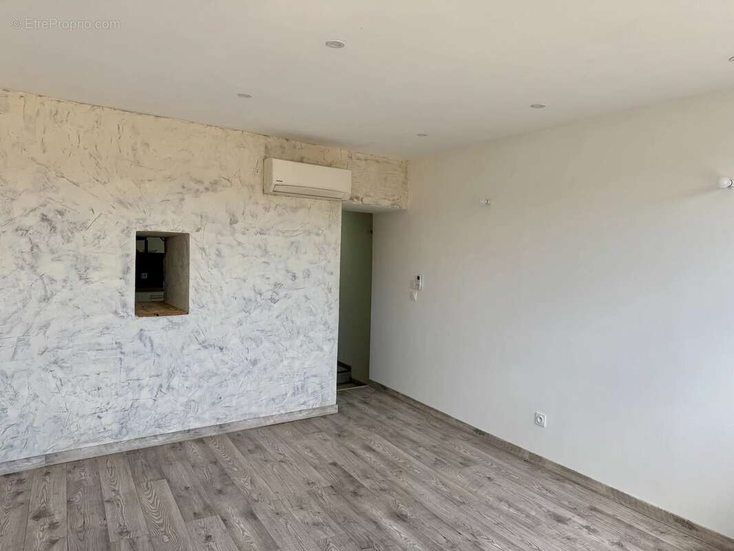Appartement à BOUCOIRAN-ET-NOZIERES