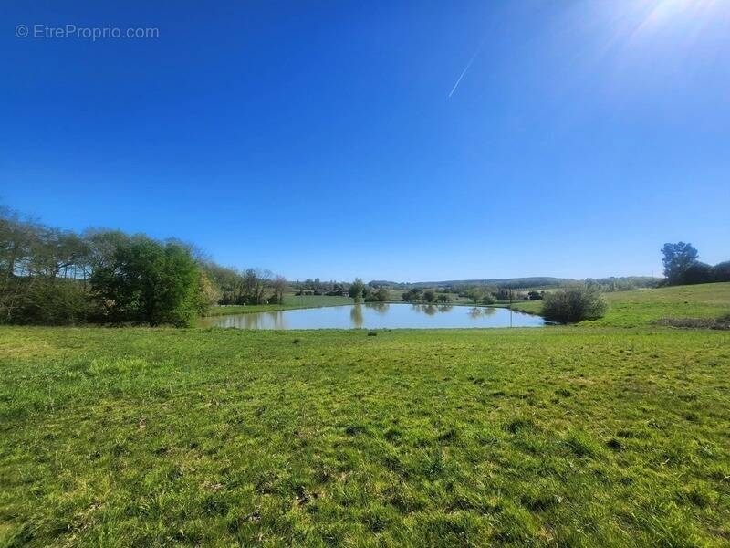 Terrain à VILLENEUVE-SUR-LOT