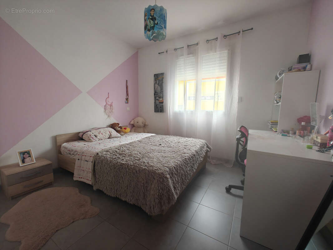 Maison à BRUGAIROLLES